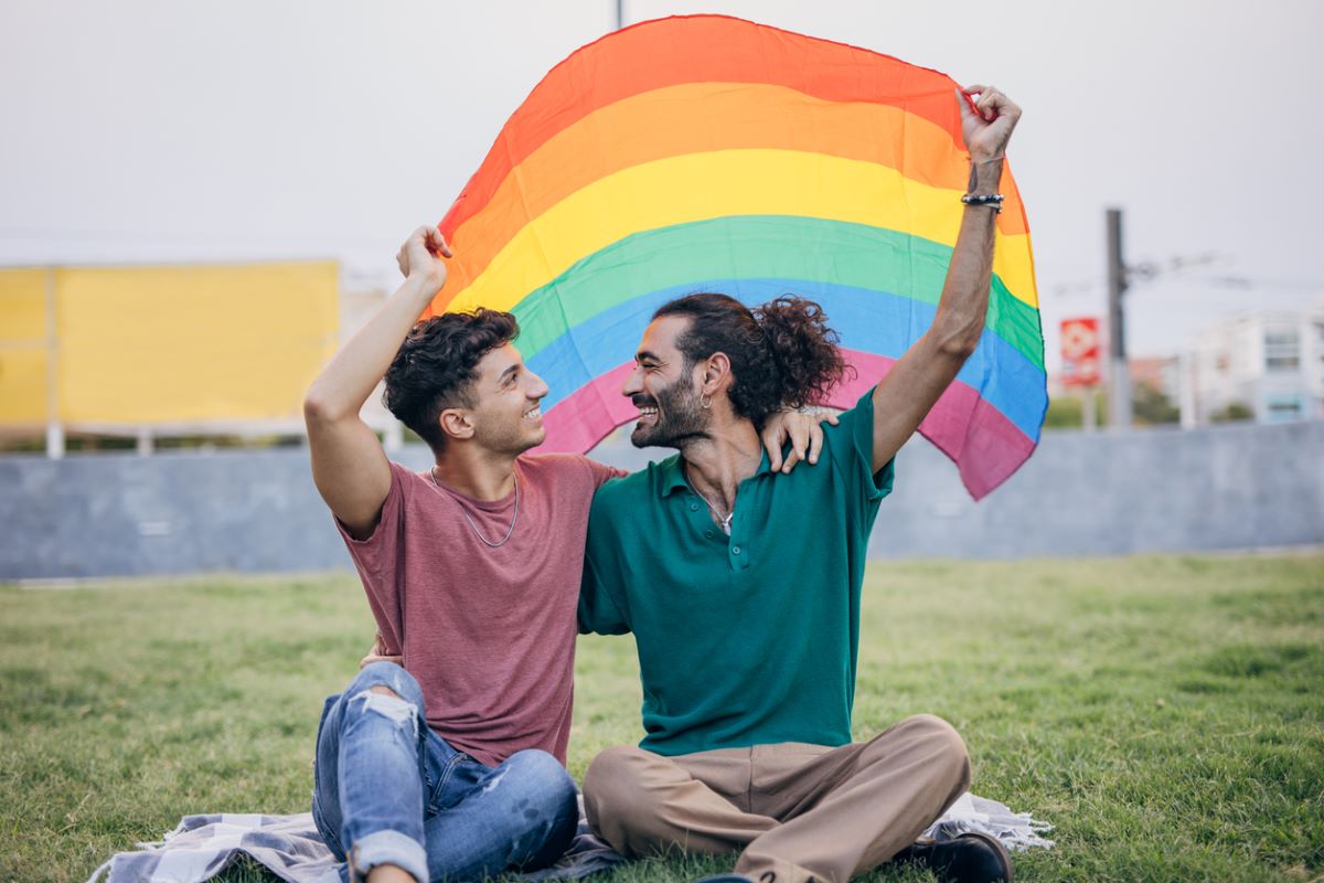 Vibes mois des fiertés rencontres LGBT